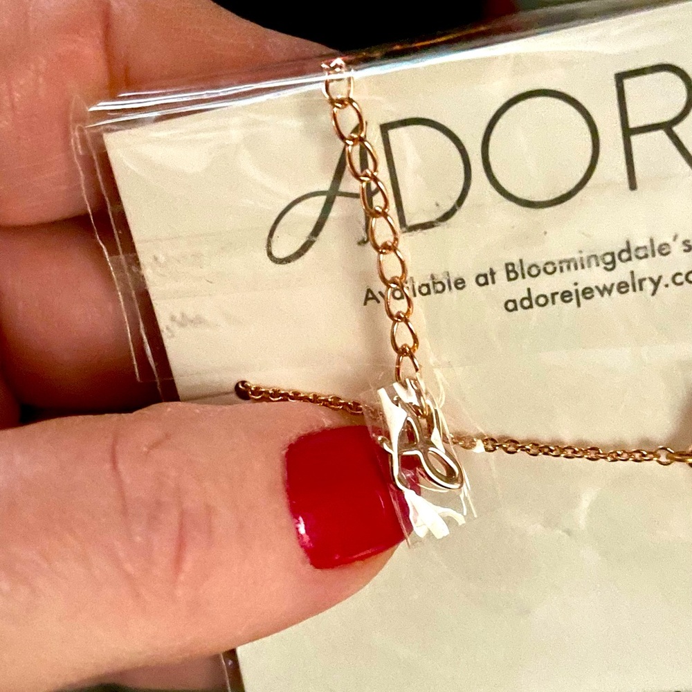 !!NEW!! Adore Organic Circle Bracelet in RG - Picture 2 of 3